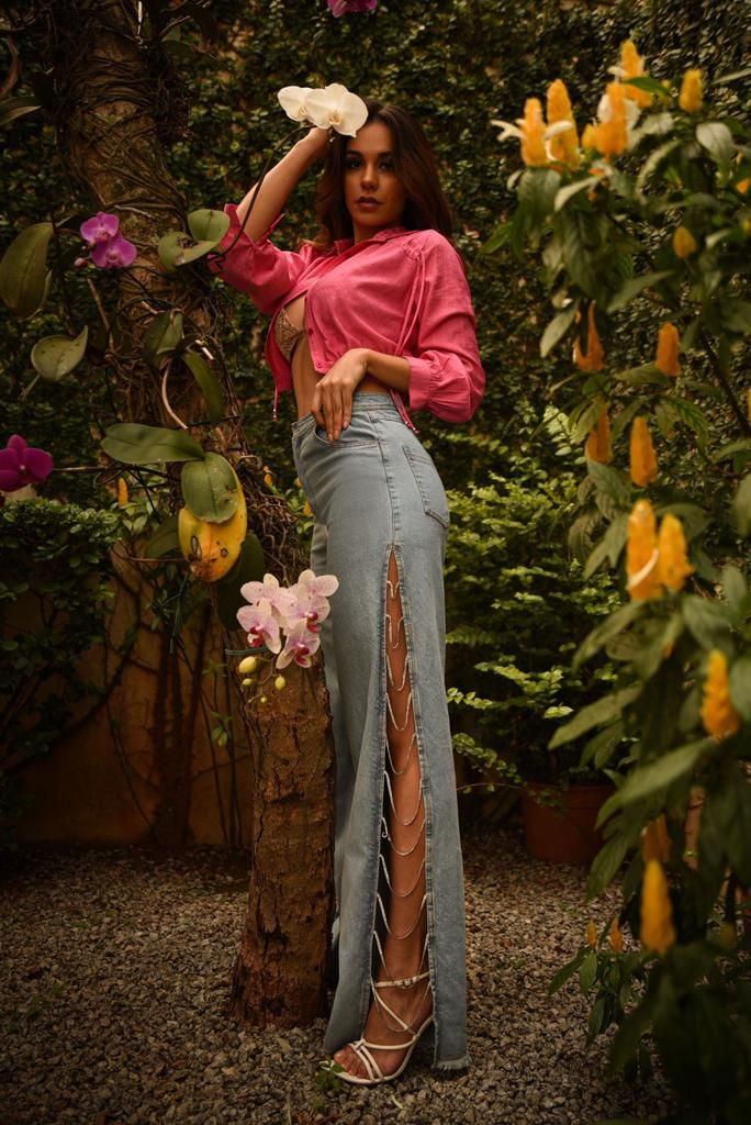 RENATA Metal Chain Side Slit Flare Denim Pants