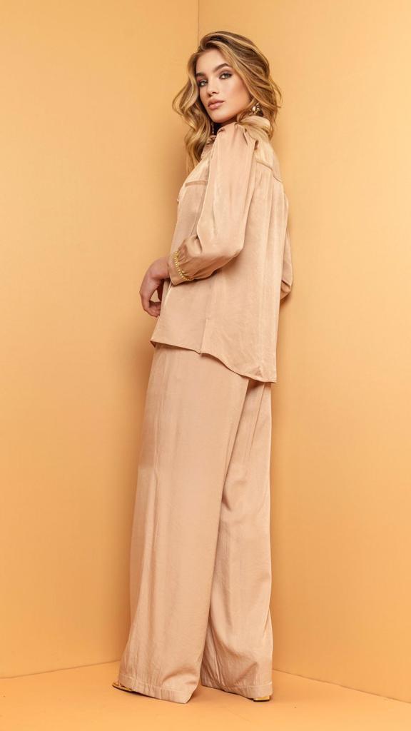 KAYLA High-Waisted Flare Pants