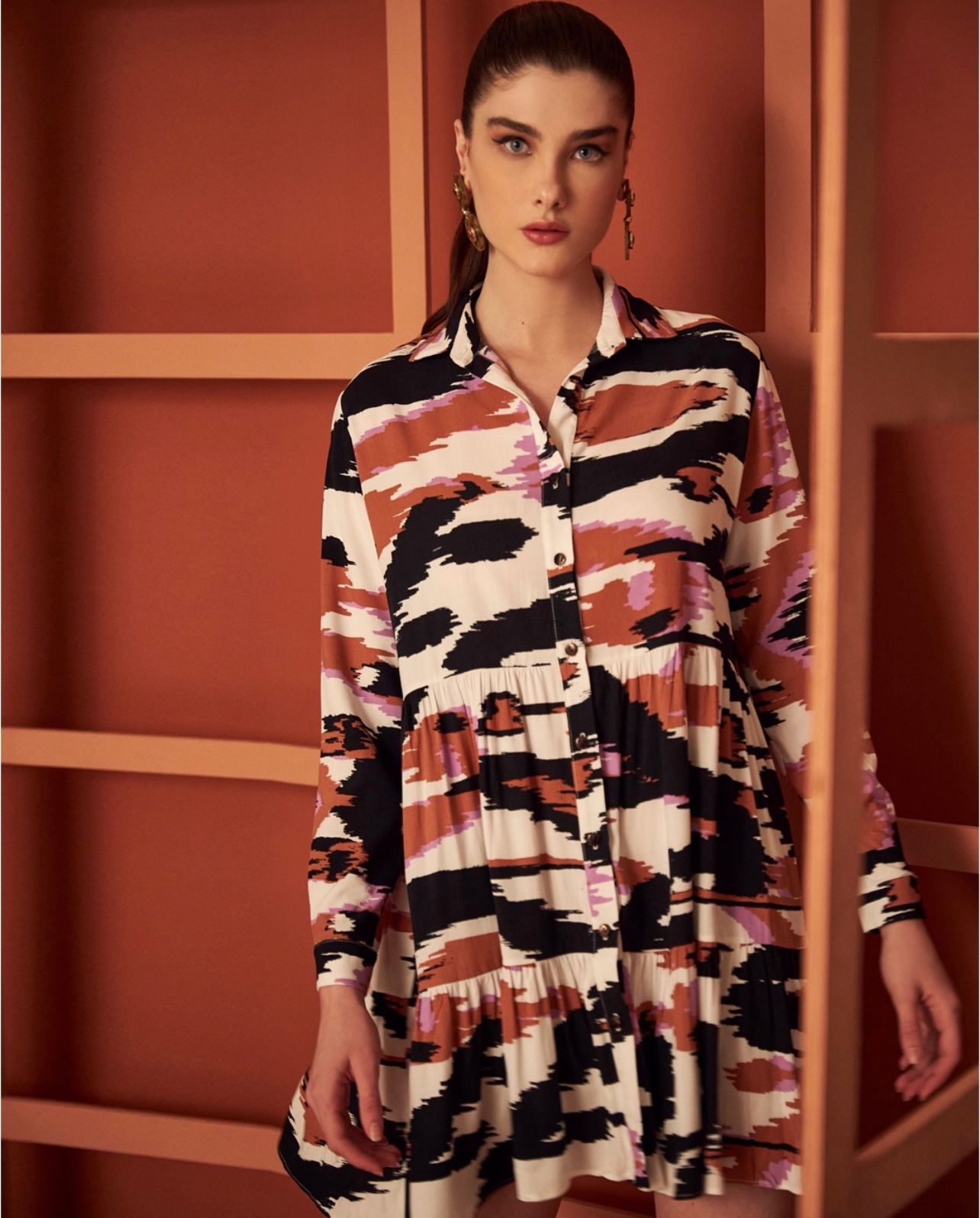 ROWAN Abstract Print Tiered Mini Dress